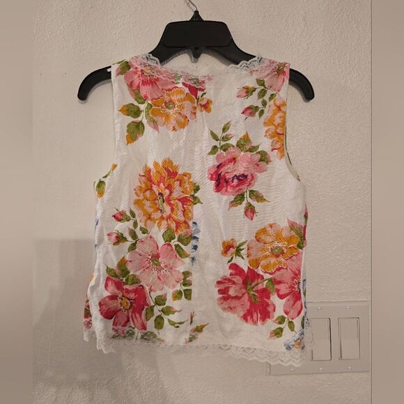Reformation Rosalie White Floral Linen Top Size 0 - Picture 7 of 9